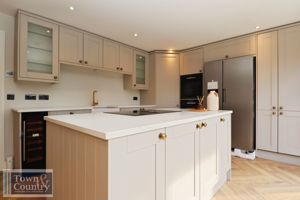 GRANVILLE WAY- click for photo gallery